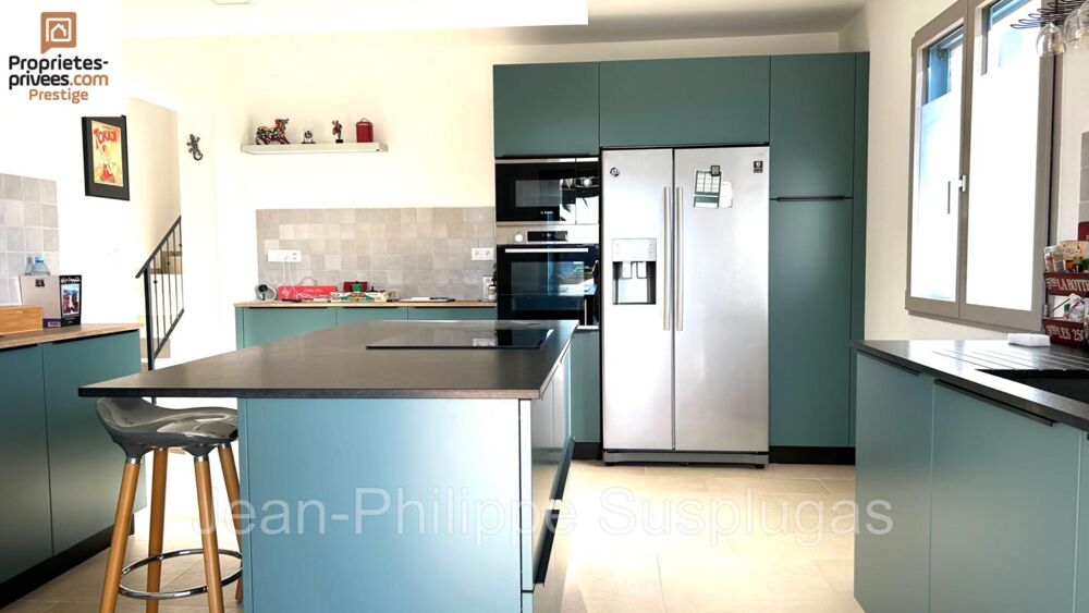 Vente Villa Superbe villa Saint Cyr Sur Mer 6 pièce(s) 163 m2 Saint cyr sur mer