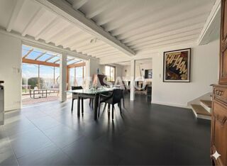  Maison  vendre 7 pices 230 m