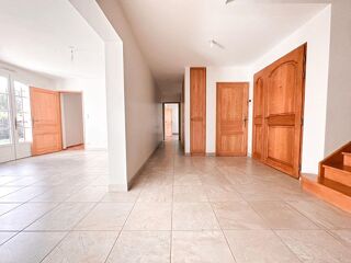  Maison à vendre 8 pièces 196 m²