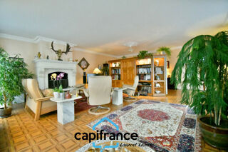  Maison � vendre 6 pi�ces 297 m�