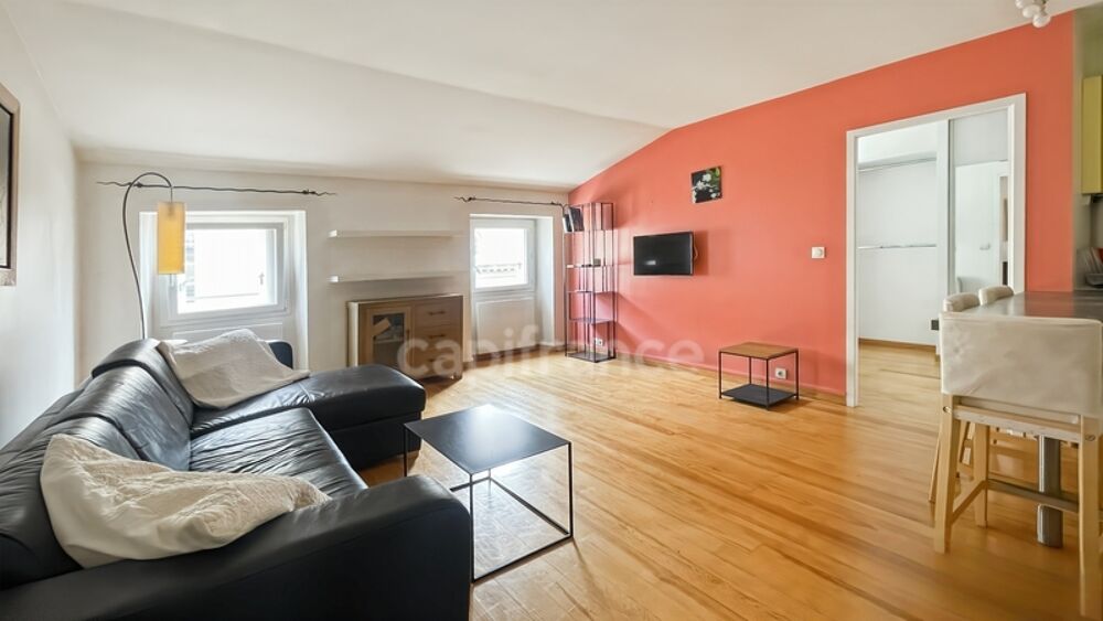 Vente Appartement Bordeaux Hyper-centre : T2 avec fort potentiel – Quartier Tourny / Fondaudège Bordeaux
