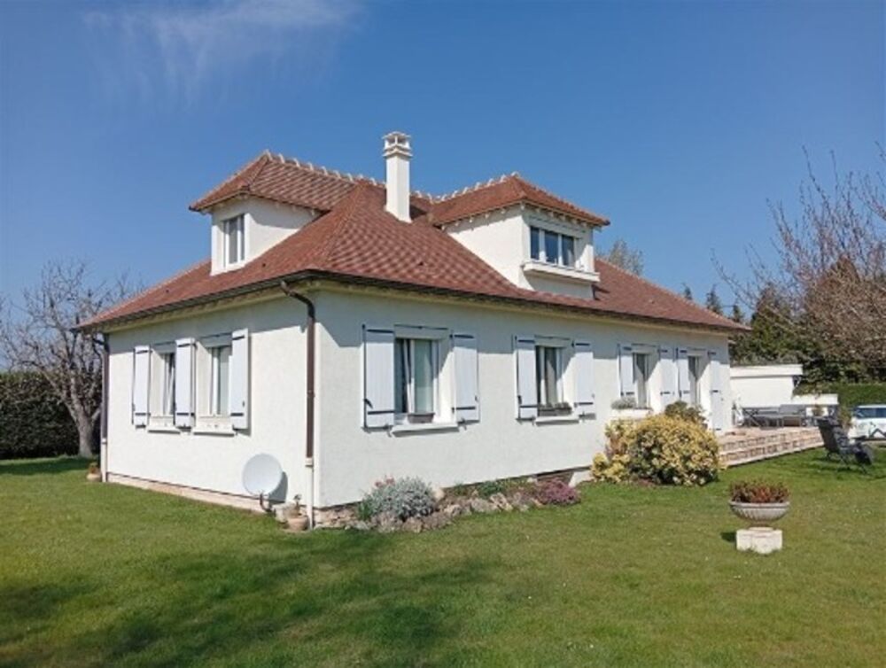 Vente Maison Maison de 150 m² avec sous sol total, 4 chambres Gallardon