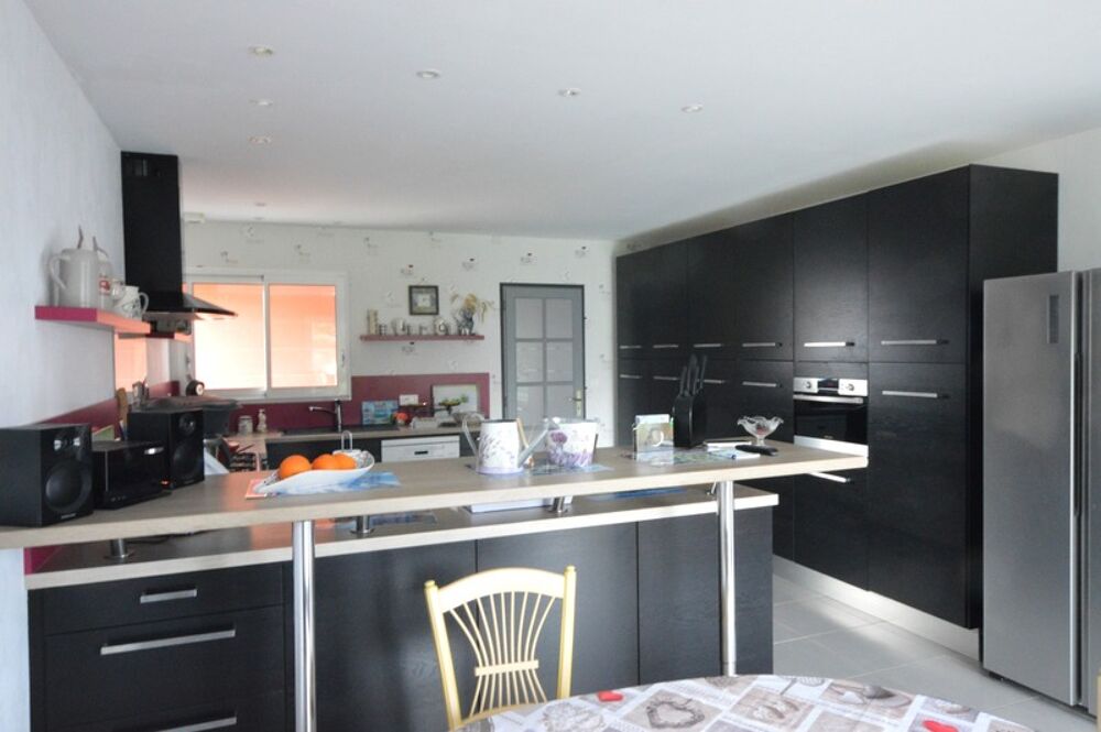 Vente Maison DEP (49)  a vendre tres belle maison familliale  6 pièces  plain pied - BOTZ-EN-MAUGES · Botz en mauges