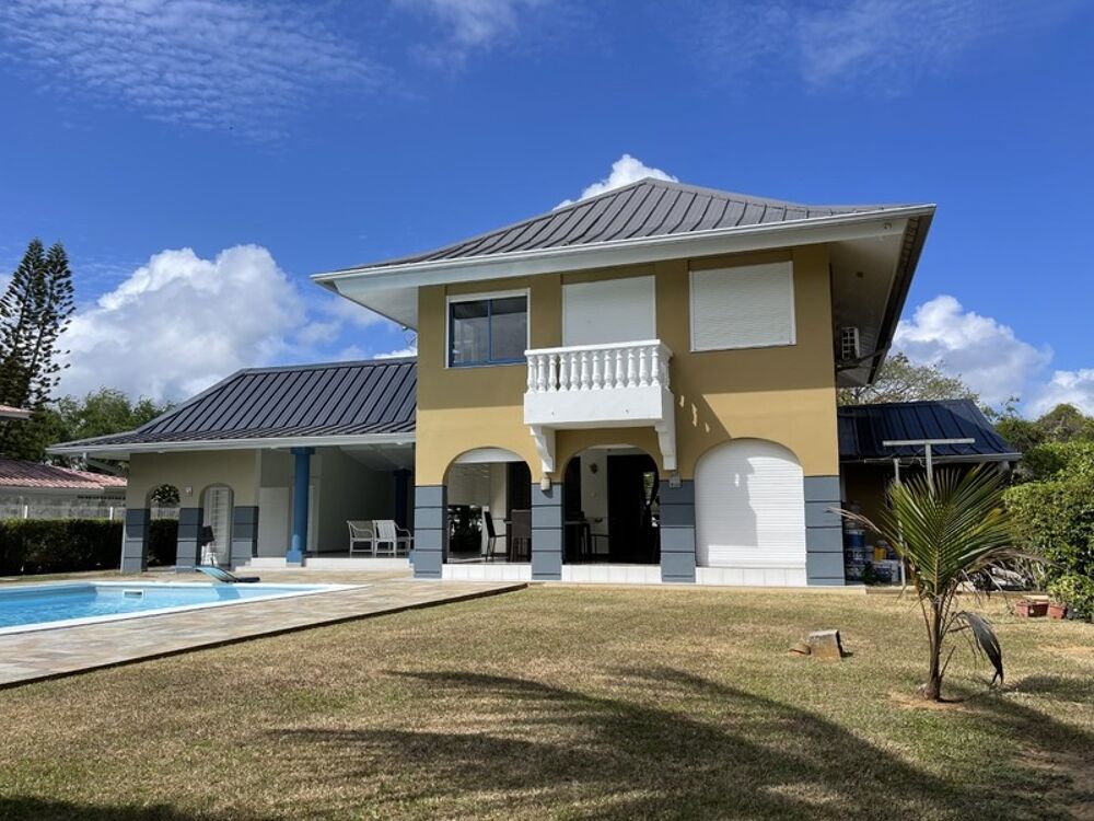 Dpt Guyane (973), à vendre KOUROU exceptionnelle maison bourgeoise, très bien située près du lac diable