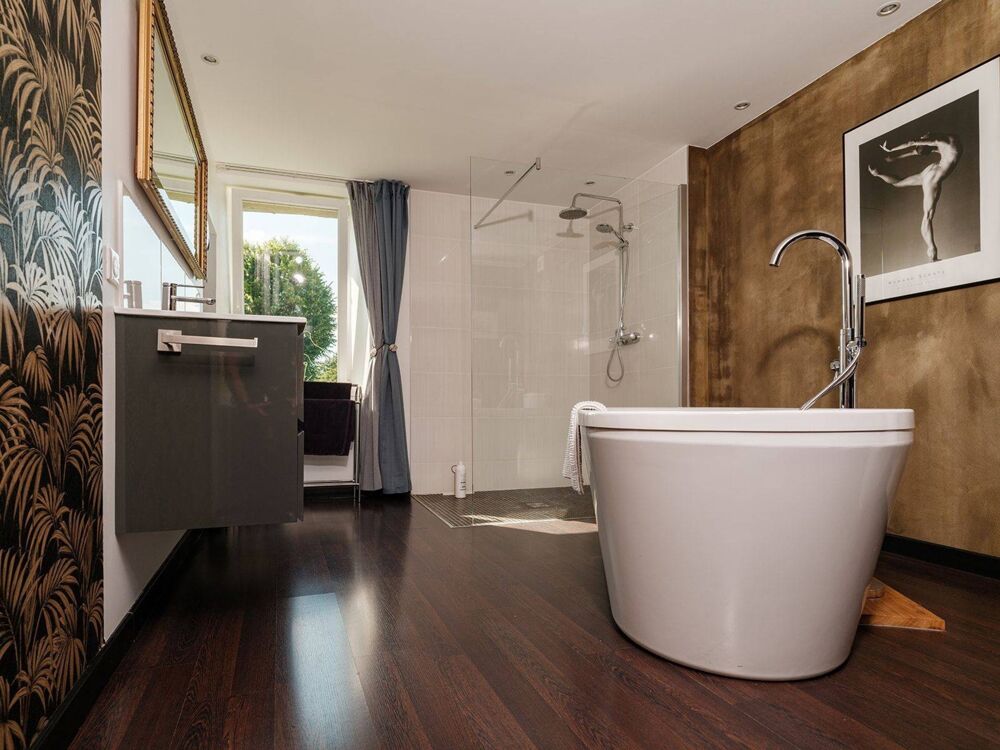 à vendre  Propriété/château Saint-Vaury (23320)