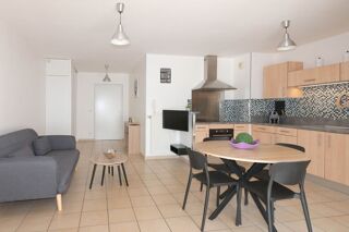 Appartement à louer 2 pièces 54 m²