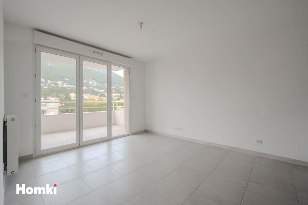 Vente Appartement Appartement T2 de 38,75 m² parking–ascenseur–terrasse,à Toulon 83100, Avenue Marceau Toulon