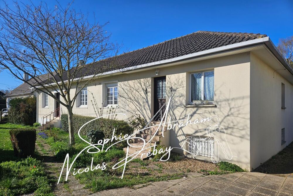 Ensemble immobilier composé de deux habitations avec sous-sol et terrain
