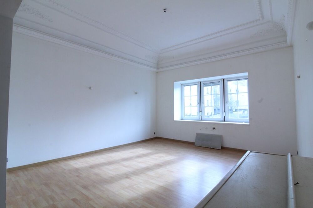 GRAY (70) - Vendu loué - Appartement 3 pièces - 2 chambres
