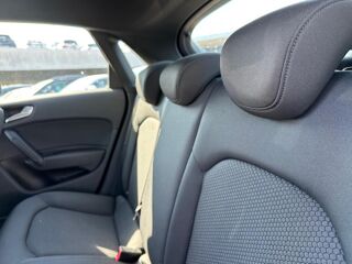 A1 SPORTBACK 1.6 TDI 90 AMBIENTE S tronic 2013 occasion 78240 Chambourcy