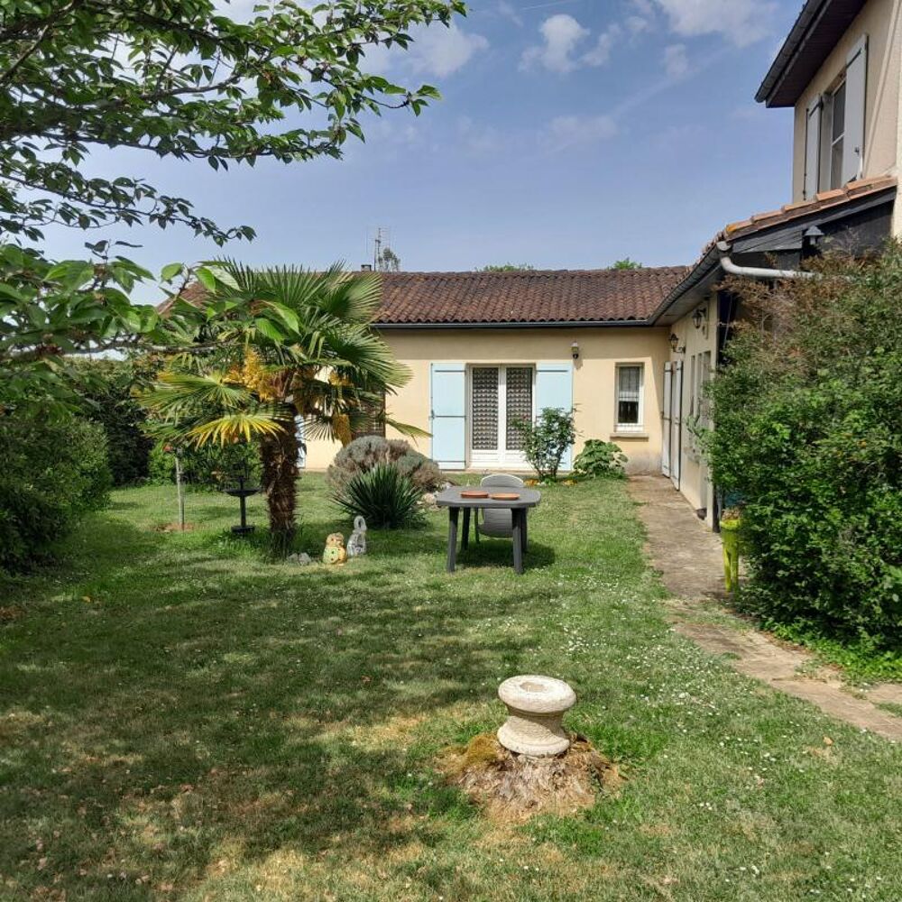 Maison à vendre 6 pièces AIGRE (16)
