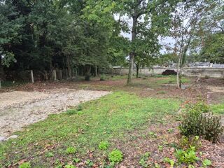  Terrain  vendre 1600 m