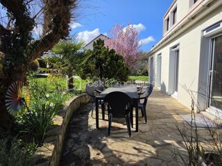  Maison � vendre 8 pi�ces 166 m�