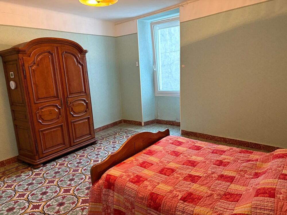 Vente Appartement APPARTEMENT 6 PIÈCES Besseges