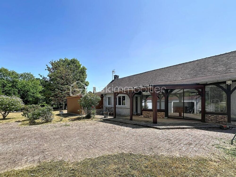 Maison 4 pièces 123 m² · à Chateau Renard · 123 m² · 135 000 €