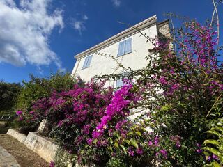  Maison  vendre 6 pices 170 m