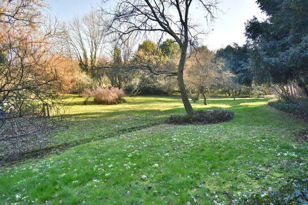 � vendre  Propri�t�/ch�teau Lacenas (69640)