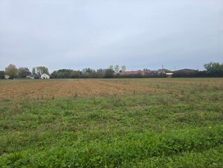  Terrain à vendre 645 m²