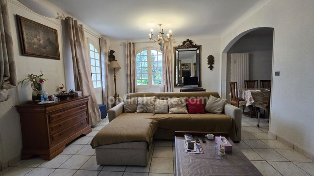 Vente Maison RARE – Maison de plain-pied 5 pièces avec piscine – Quartier prisé Cité Frugès-Le Corbusier à Pessac (33) Pessac