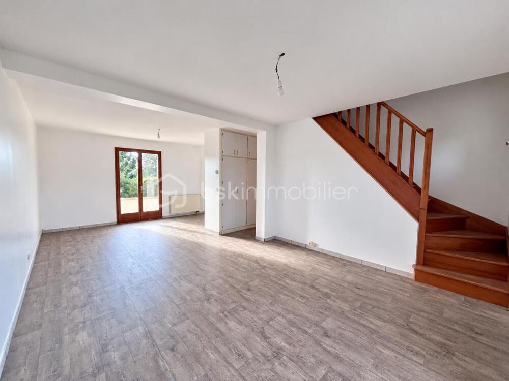 Vente Maison Jolie maison - 3 chambres - sous sol total - terrain 529 m² Persan