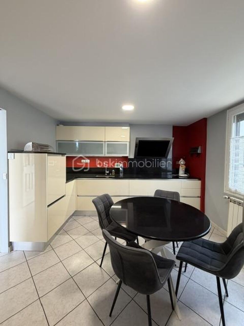 Vente Maison Rare Maison de 227 M2 aux multiples possibilités Artix