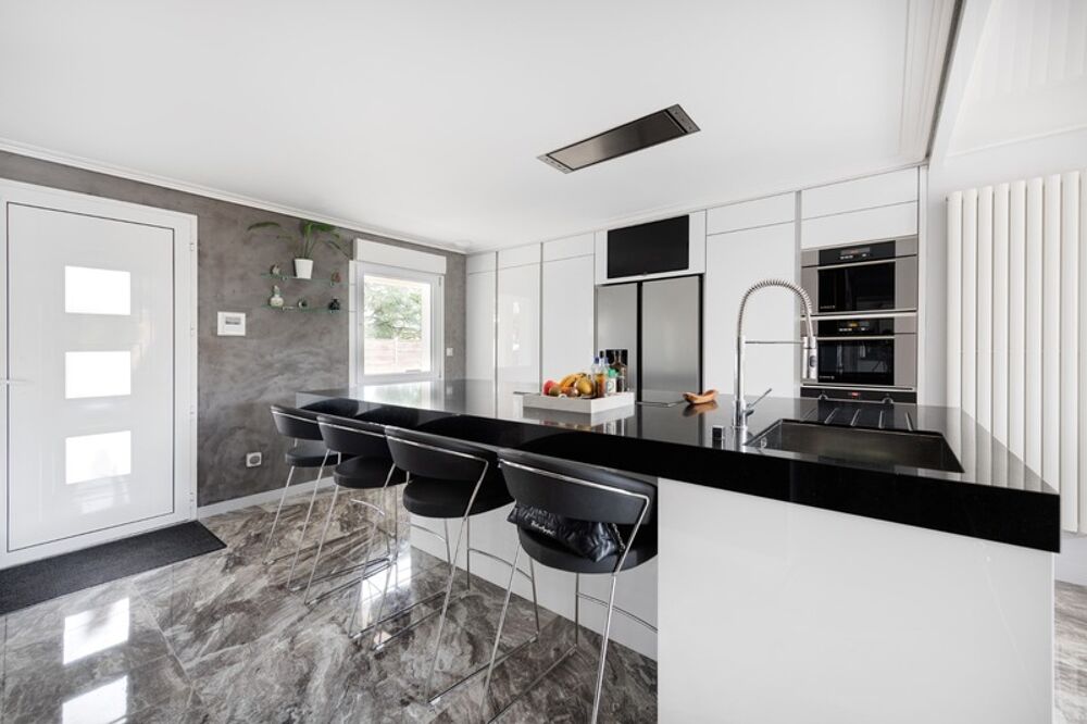 � vendre  Maison Blyes (01150)