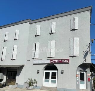  Immeuble à vendre 15 + pièces 1100 m²
