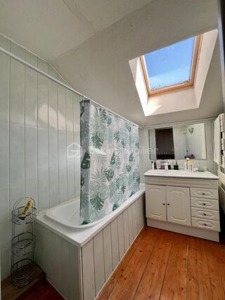  Immeuble � vendre 7 pi�ces 146 m�