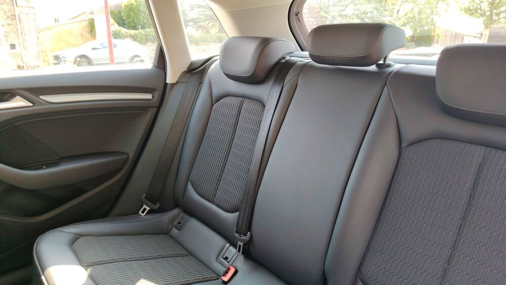 A3 1.6 TDI 110 Ambiente 2015 occasion 79220 Germond Rouvre