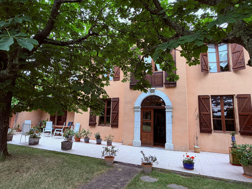Vente Propriété/Château Propriété 358 m2 à vendre -avec 7700 m2 de parc - Maison 8 pièces de 234 m2, gîte de 124 m2 et piscine proche de MARCIAC (32) Marciac