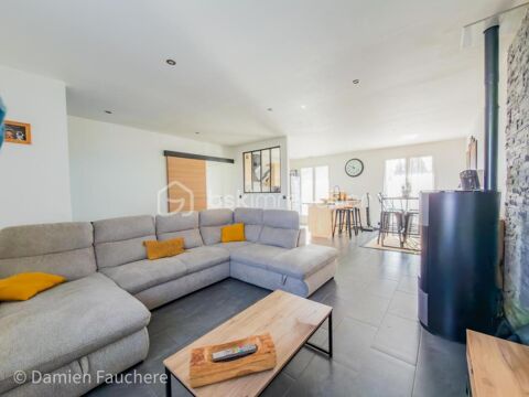   Maison de plain-pied r�nov�e avec sous-sol total et beau terrain ! Maison - 5 pi�ce(s) - 80 m�