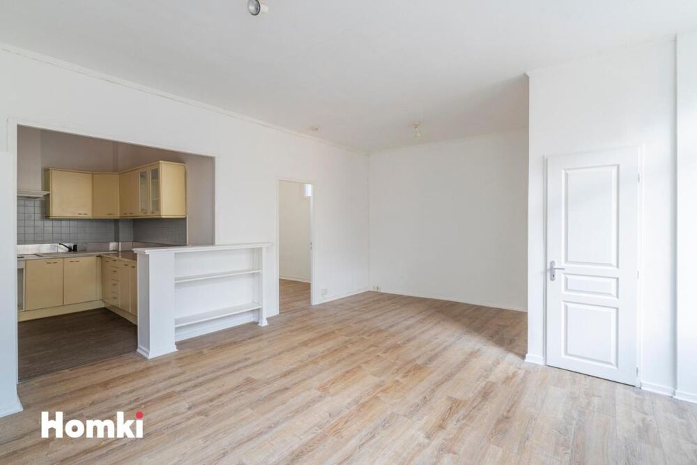 Vente Appartement Appartement T2 de 46m² + local / Atelier de 61m² Marseille 7