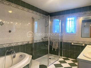  Villa à vendre 6 pièces 165 m²