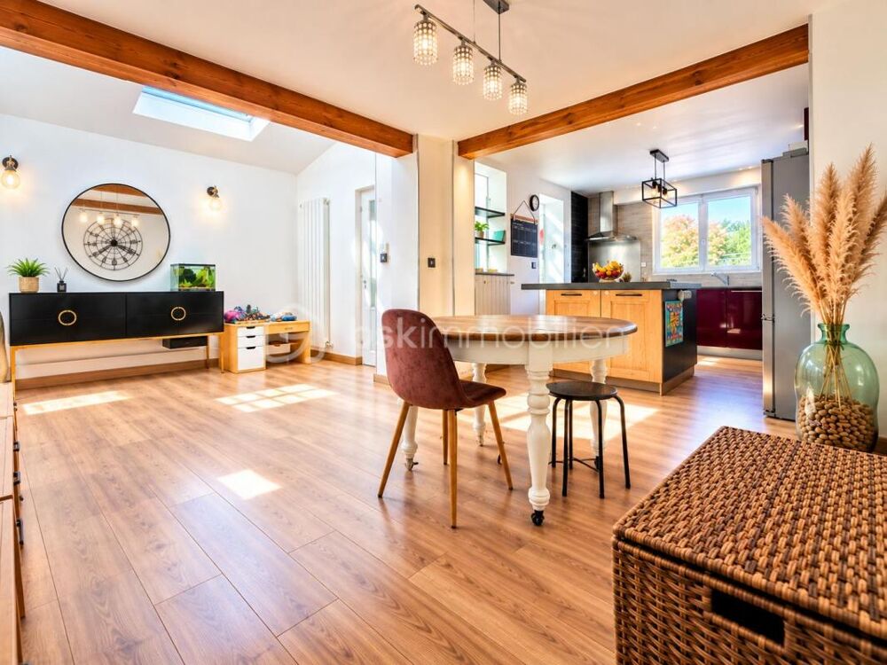 Vente Maison ? COUP DE CŒUR – MAISON T5 AVEC SUITE PARENTALE AU RDC, PISCINE, JARDIN SANS VIS-À-VIS ET DÉPENDANCES ? Reims