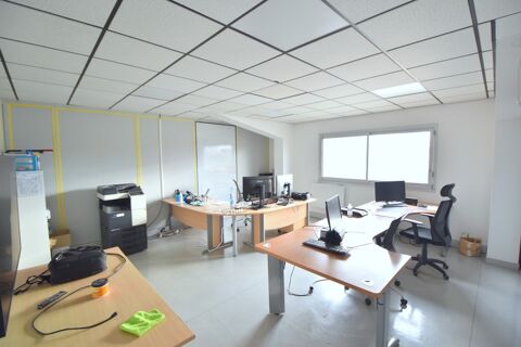   Local / Espace de vente / Bureau à vendre CARQUEFOU / NANTES Est (44) 