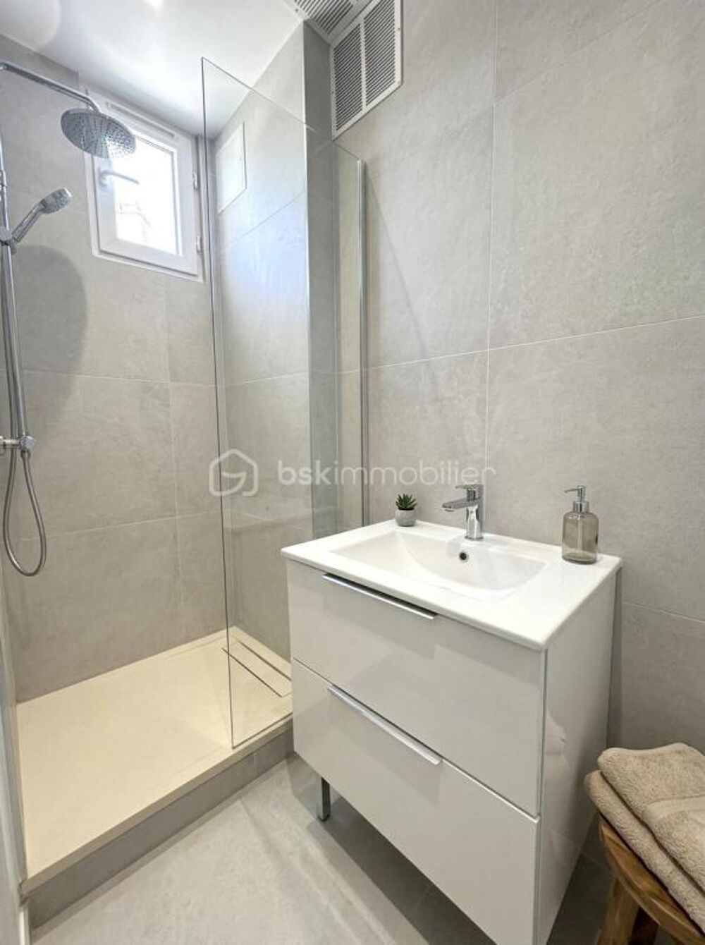 APPARTEMENT DE 26 M2 MAISONS ALFORT 94700
