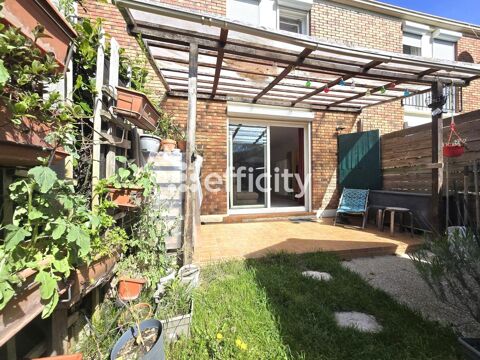   Maison Maison - 5 pi�ce(s) - 100 m�