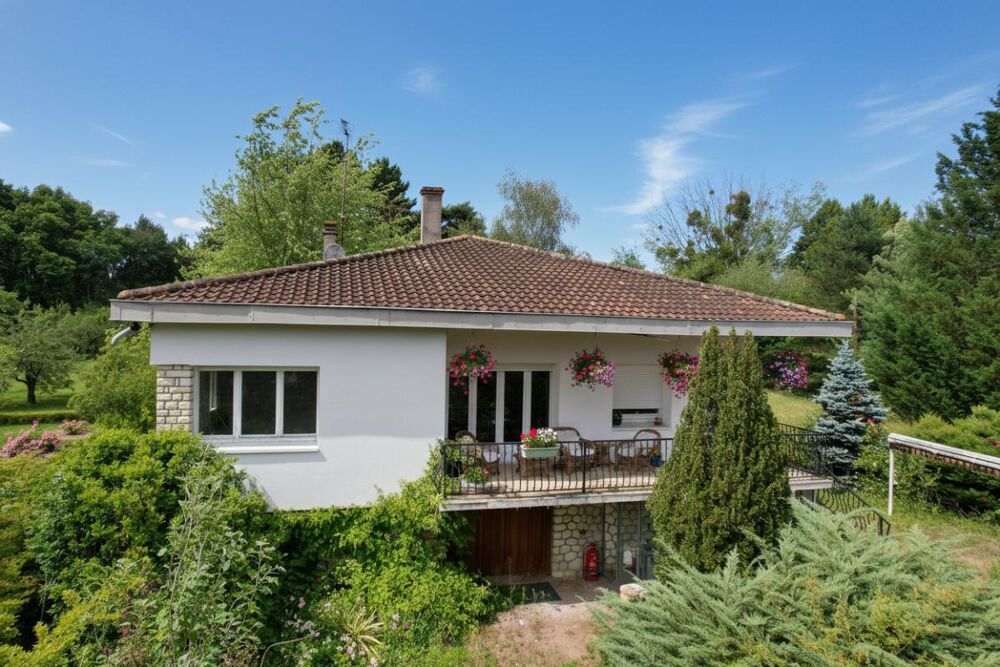Vente Maison Maison Vierzon 4 pièce(s) 159 m2 Vierzon