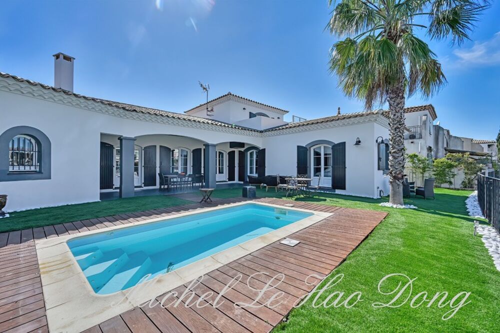 Dpt Gard (30), à vendre AIGUES MORTES maison P5 de 155,03 m² - Terrain de 536 m²