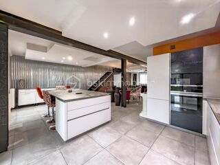  Maison � vendre 8 pi�ces 200 m�