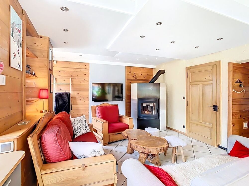 Vente Maison chalet rénové avec vue panoramique, mazot, sauna et fort potentiel – Glières-Val-de-Borne (74) Glieres val de borne
