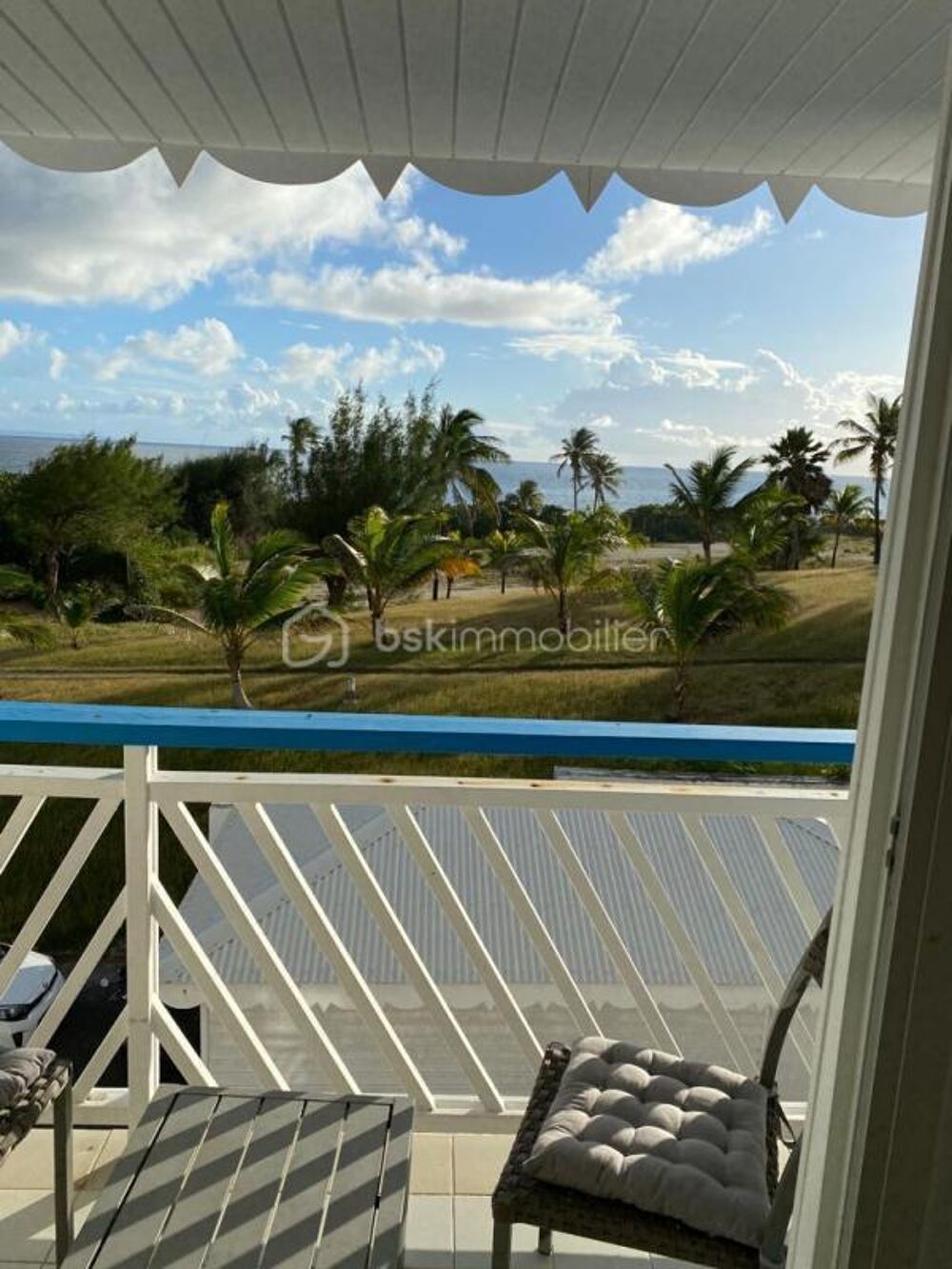 MAGNIFIQUE STUDIO VUE MER EN BORD DE PLAGE