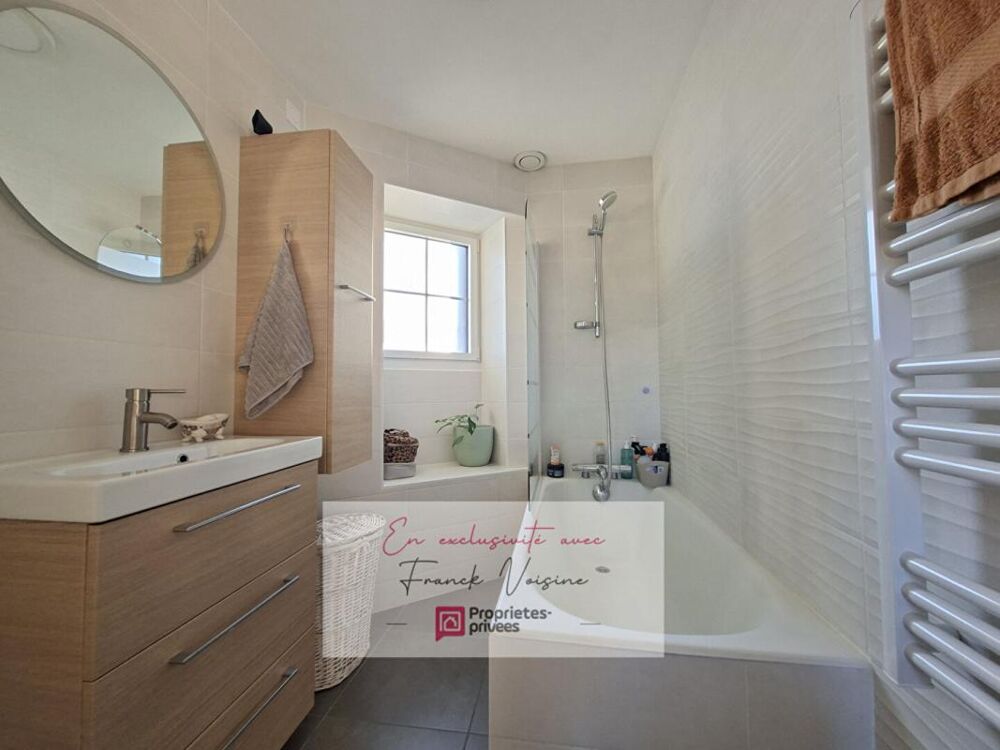 Vente Maison A VENDRE en Exclusivité aux Herbiers, Maison de centre-ville avec 2 chambres et 1 studio Les herbiers