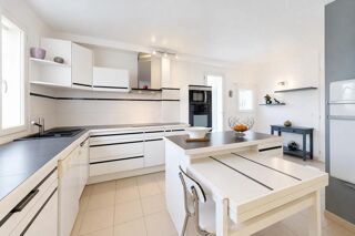  Villa à vendre 7 pièces 164 m²