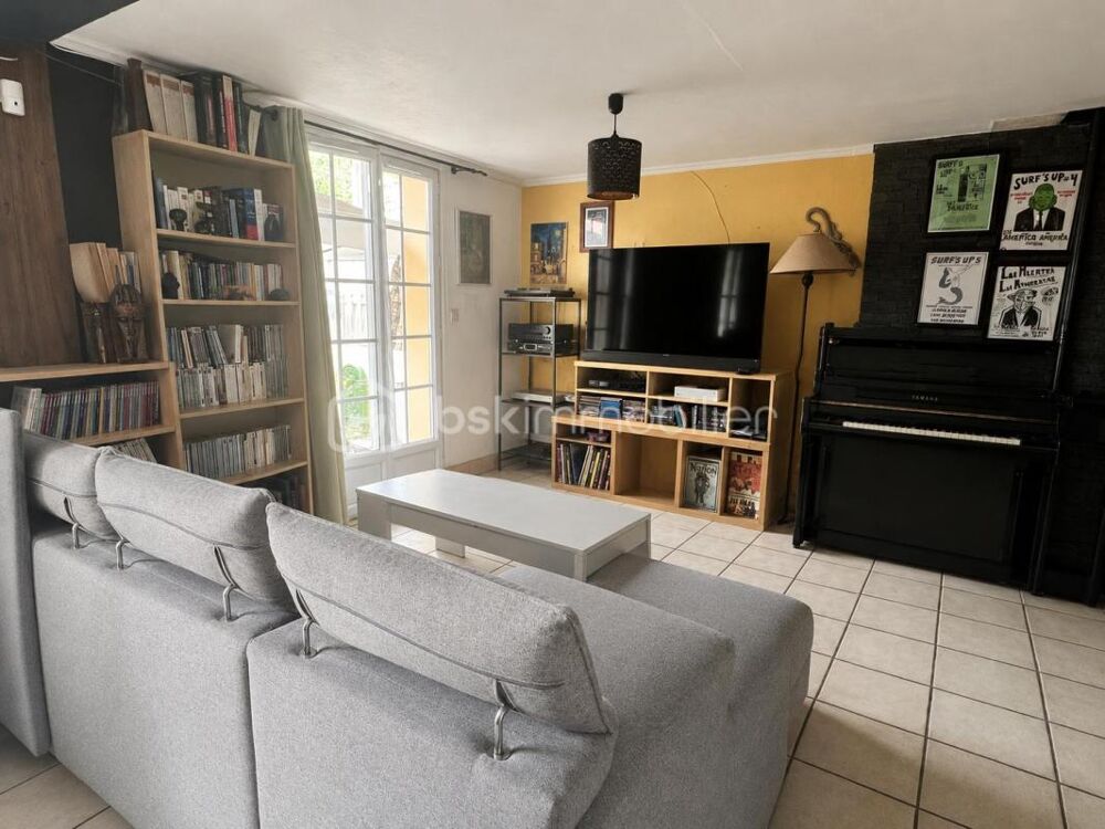 Vente Maison ? À DÉCOUVRIR – ENSEMBLE IMMOBILIER RARE AVEC DEUX LOGEMENTS INDÉPENDANTS À MARLY-LA-VILLE Marly la ville