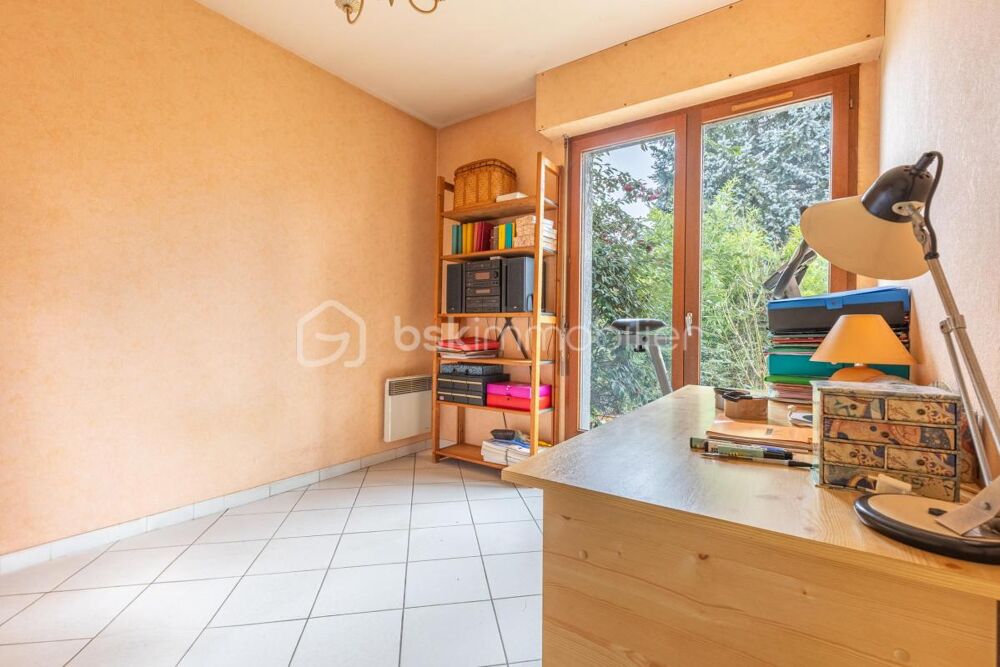 Maison familiale à vendre à Le Raincy  266 m²