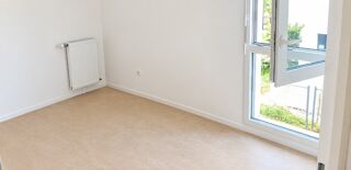  Appartement à louer 2 pièces 42 m²
