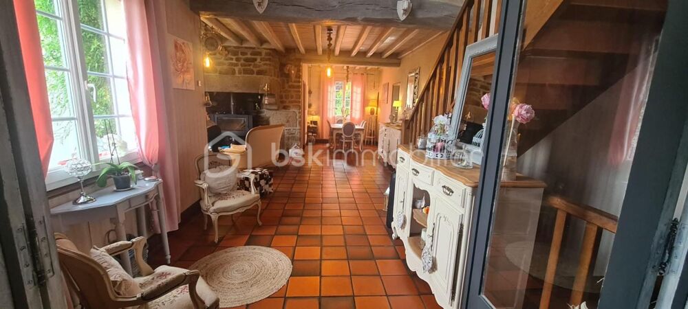 ?? RARE À LA VENTE  PROPRIÉTÉ DE CARACTÈRE AVEC PARC BOISÉ DE PLUS D1,2 HECTARE ??