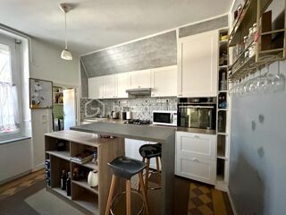  Maison à vendre 6 pièces 214 m²