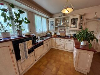  Maison à vendre 8 pièces 181 m²